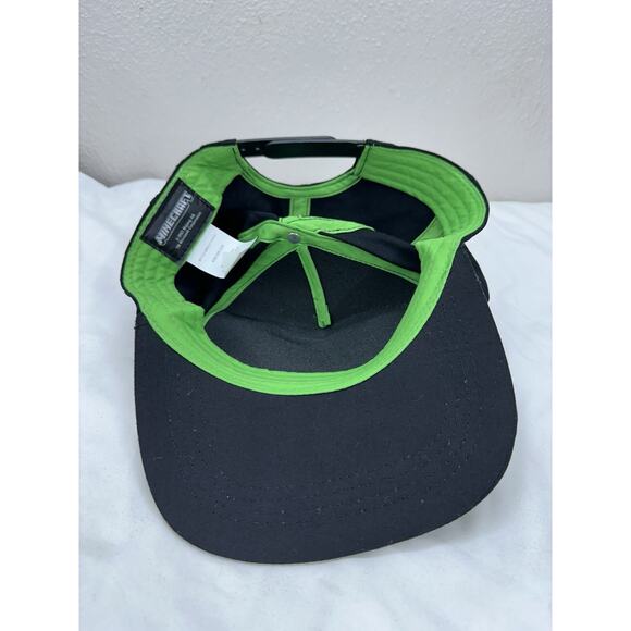 Minecraft Childrens Hat Black Green Logo Snapback Cap - Picture 3 of 8